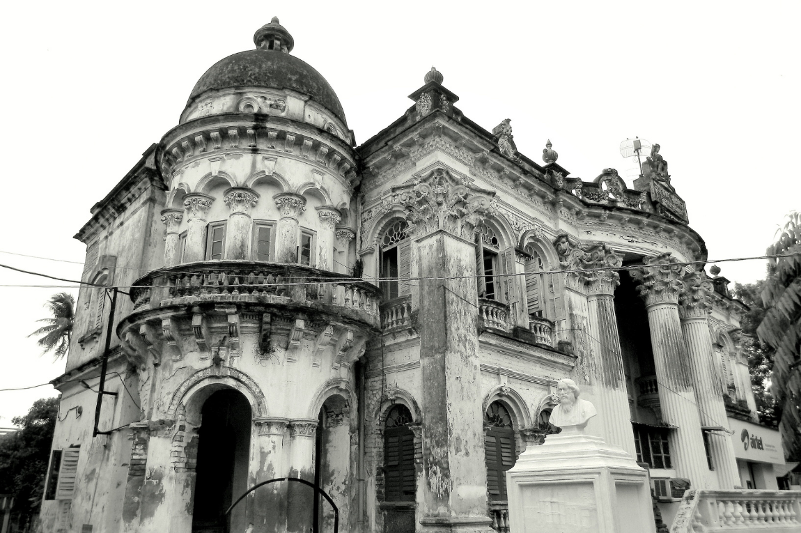 Indo-French Architecture in Chandernagore, West Bengal