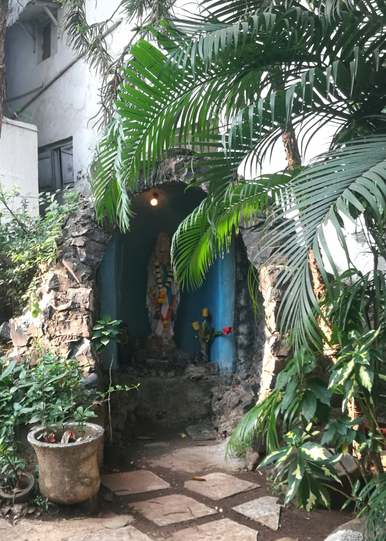 The Crosses, Grottos and Oratories around Bandra, Mumbai Paper Planes