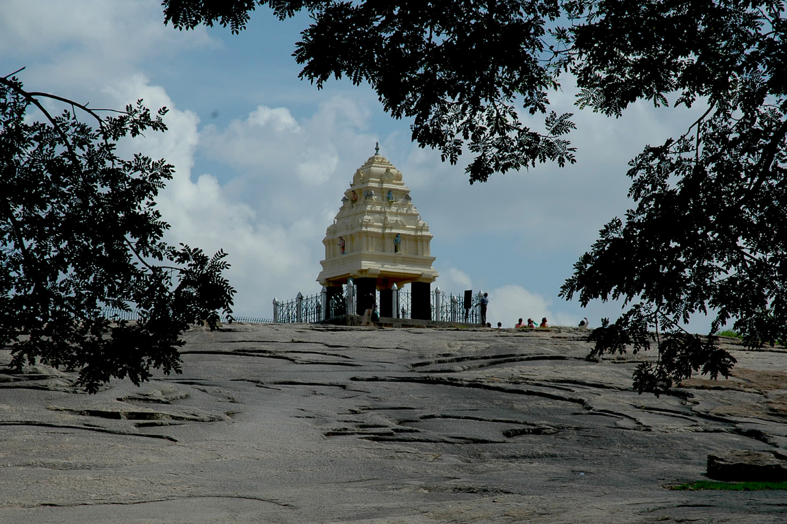 The Legend of Kempegowda’s Towers in Bengaluru