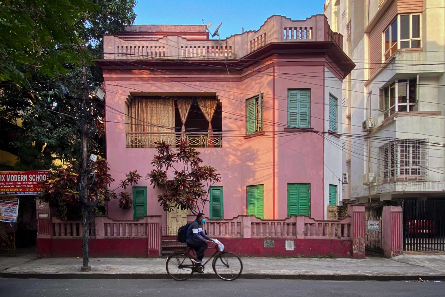 Art Deco in South Kolkata - Paper Planes