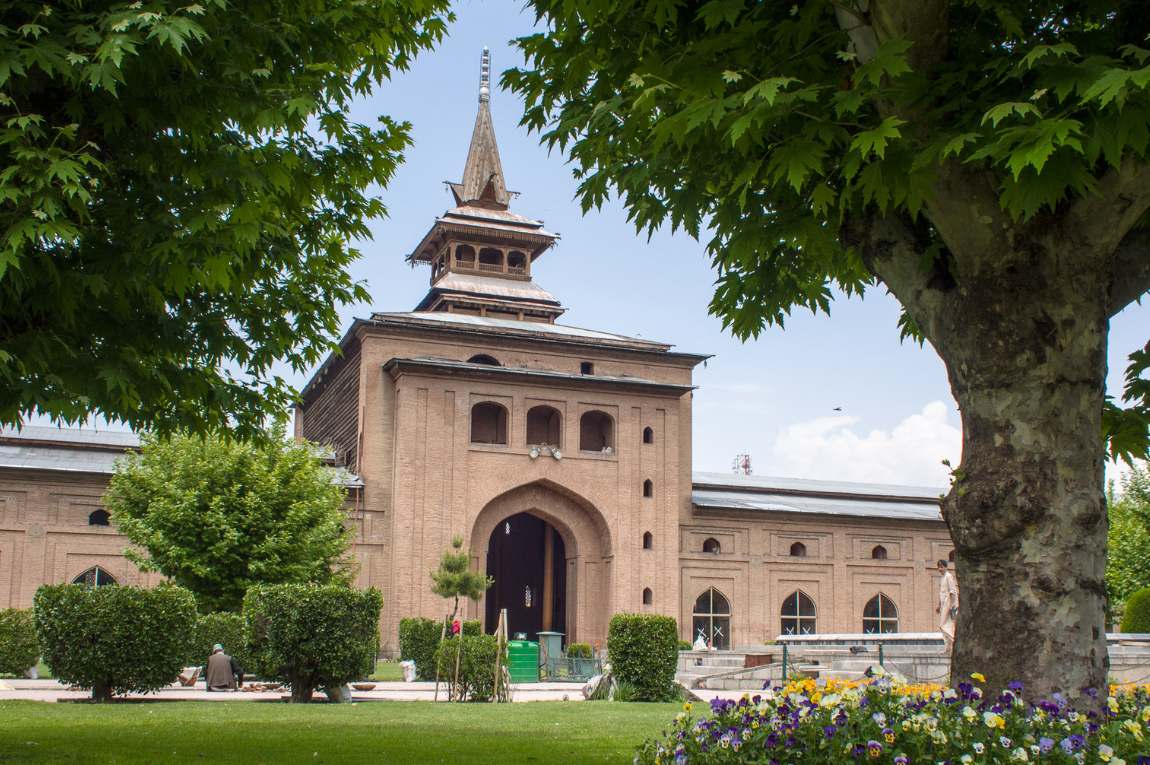 The Understated Jamia Masjid in Srinagar