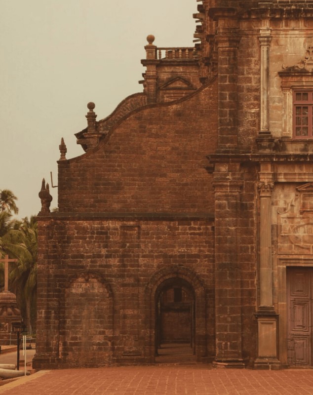Conservation-architecture-basilica-facade